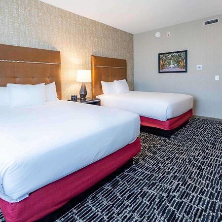 Drury Plaza Hotel Savannah Pooler Bagian luar foto