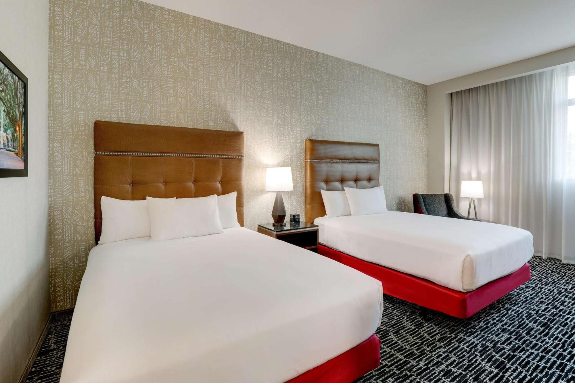 Drury Plaza Hotel Savannah Pooler Bagian luar foto