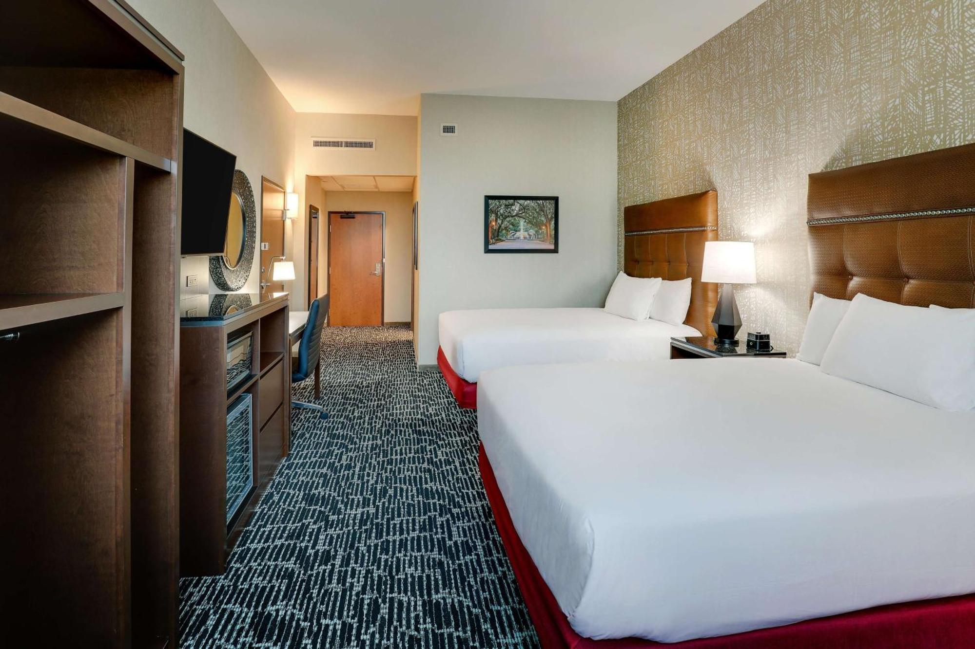 Drury Plaza Hotel Savannah Pooler Bagian luar foto